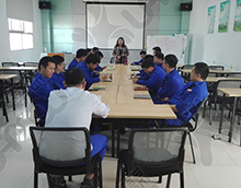 華謀咨詢(xún)?yōu)槟常ň軝C(jī)加行業(yè)）解決現(xiàn)場(chǎng)問(wèn)題，對(duì)接現(xiàn)場(chǎng)輔導(dǎo)！