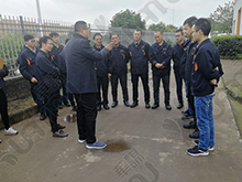 華謀咨詢(xún)?yōu)槟常C(jī)床行業(yè)）輔導(dǎo)現(xiàn)場(chǎng)及提升6S并指出不足點(diǎn)改善