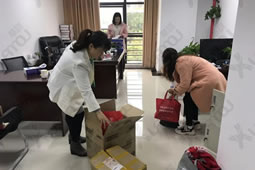 華謀咨詢?yōu)槟成鐓^(qū)進(jìn)行6S精益管理樣板辦公區(qū)打造